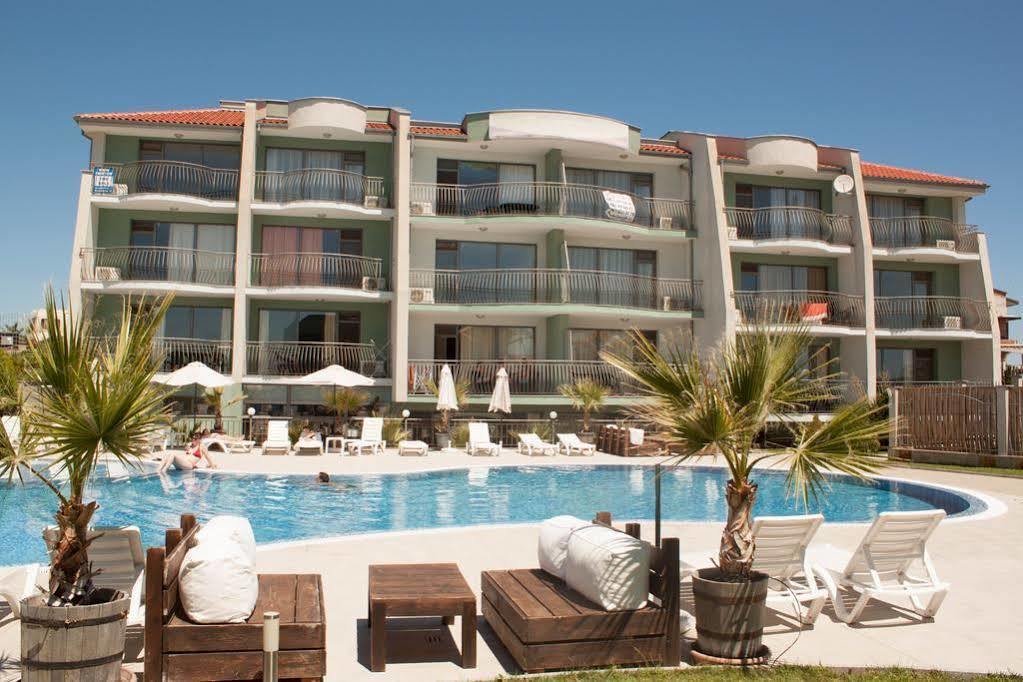Gardenia Vacation Settlement Aparthotel Szozopol Kültér fotó