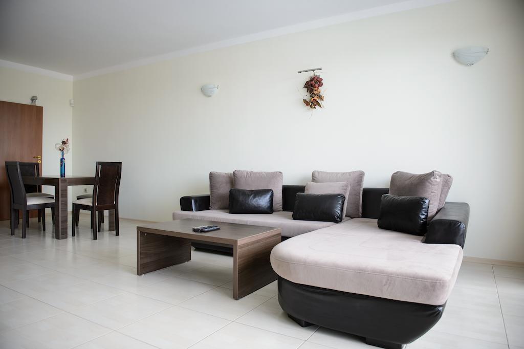 Gardenia Vacation Settlement Aparthotel Szozopol Szoba fotó